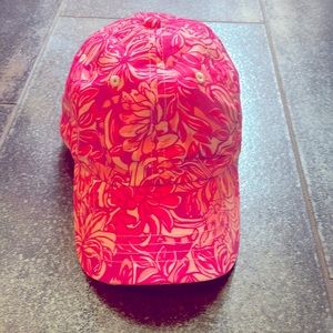 Lilly Pulitzer Run Around hat